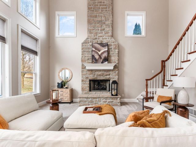 9083 Tartan Fields Drive, Dublin, OH 43017