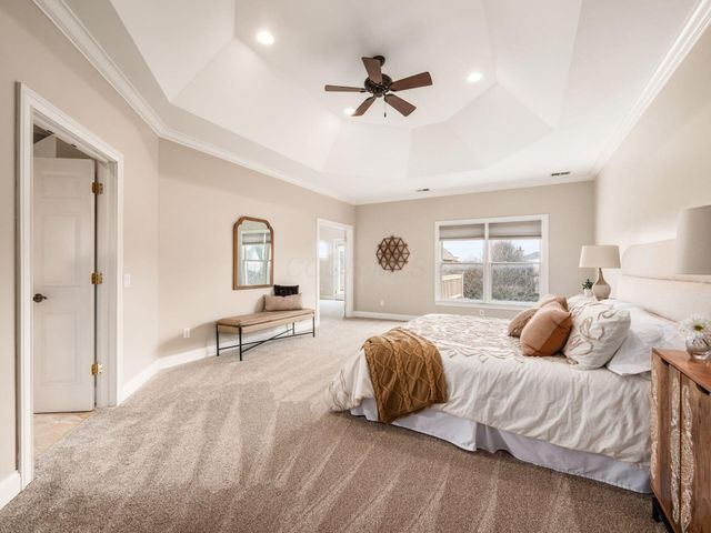 9083 Tartan Fields Drive, Dublin, OH 43017