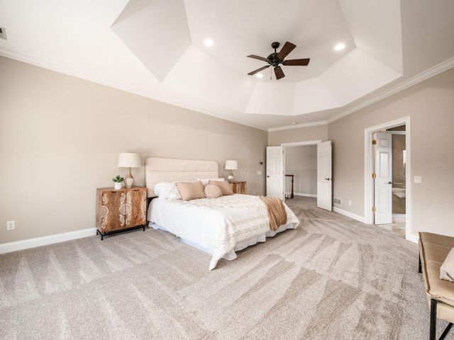 9083 Tartan Fields Drive, Dublin, OH 43017