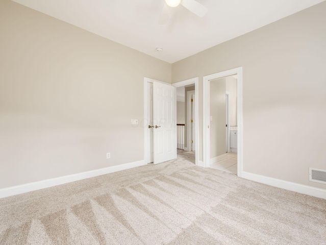 9083 Tartan Fields Drive, Dublin, OH 43017