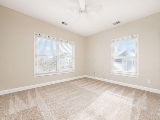 9083 Tartan Fields Drive, Dublin, OH 43017