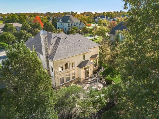 9083 Tartan Fields Drive, Dublin, OH 43017