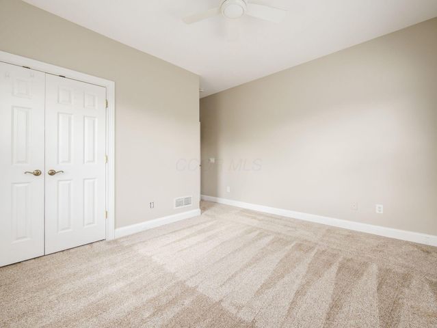 9083 Tartan Fields Drive, Dublin, OH 43017