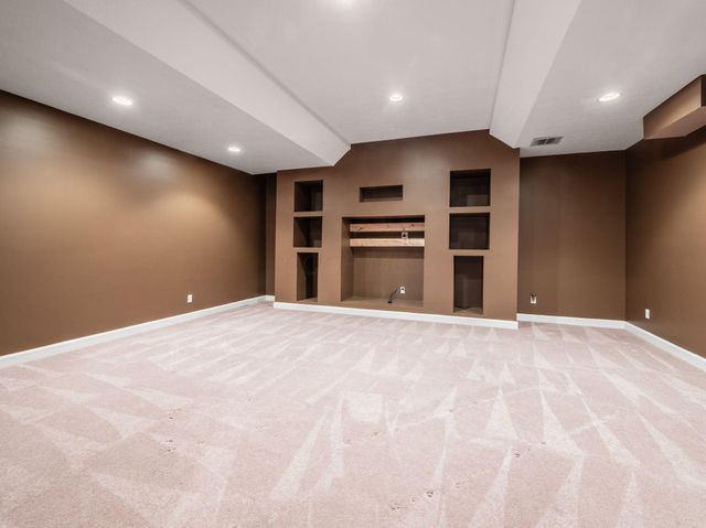 9083 Tartan Fields Drive, Dublin, OH 43017