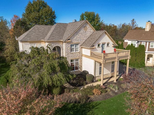 9083 Tartan Fields Drive, Dublin, OH 43017