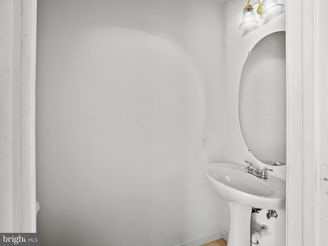 9917 RAINTREE WAY, Clinton, MD 20735