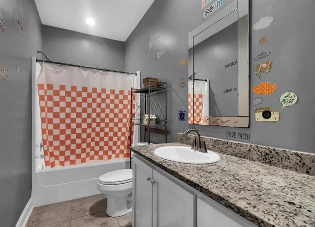 5754 Highland Hills Boulevard, Lake Charles, LA 70647