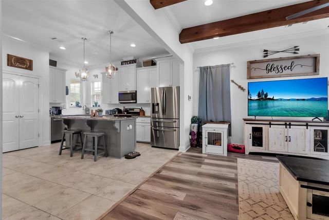 5754 Highland Hills Boulevard, Lake Charles, LA 70647