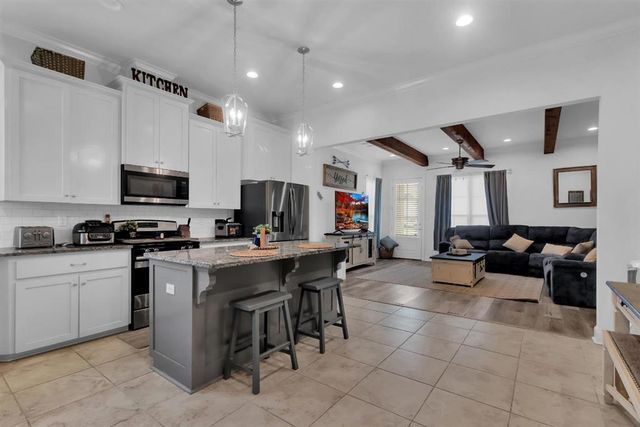 5754 Highland Hills Boulevard, Lake Charles, LA 70647