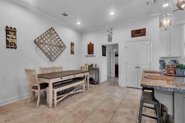 5754 Highland Hills Boulevard, Lake Charles, LA 70647