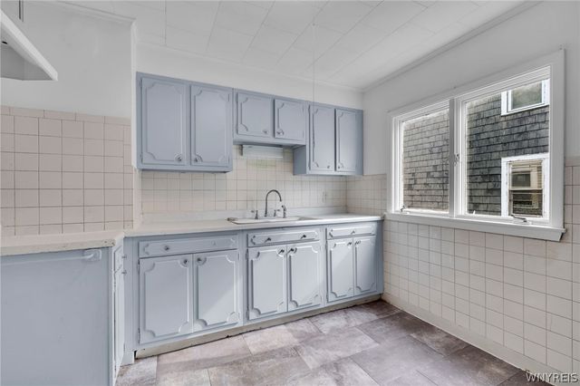108 Roosevelt Avenue, Buffalo, NY 14215