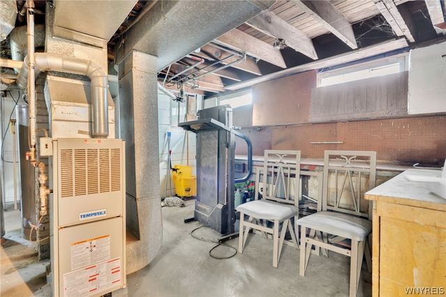 108 Roosevelt Avenue, Buffalo, NY 14215
