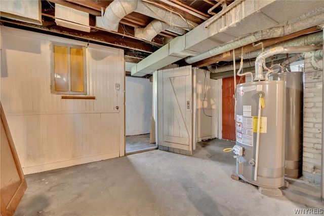108 Roosevelt Avenue, Buffalo, NY 14215