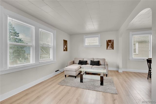108 Roosevelt Avenue, Buffalo, NY 14215