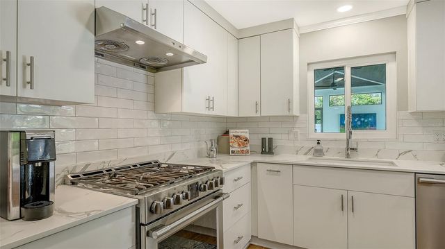 1717 FIELD ROAD, Sarasota, FL 34231