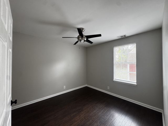 2225 Cruzen St, Nashville, TN 37211