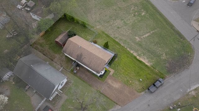 2225 Cruzen St, Nashville, TN 37211