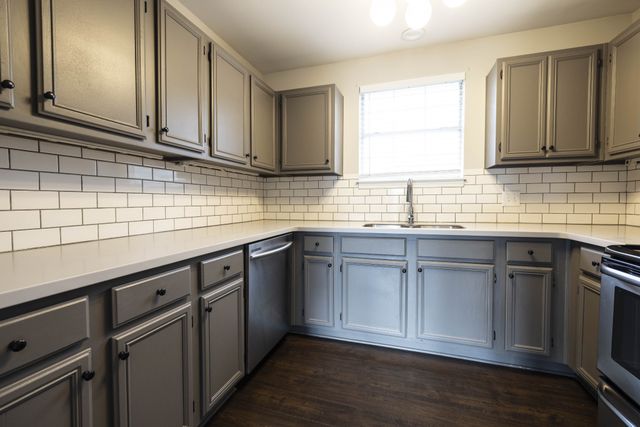 2225 Cruzen St, Nashville, TN 37211