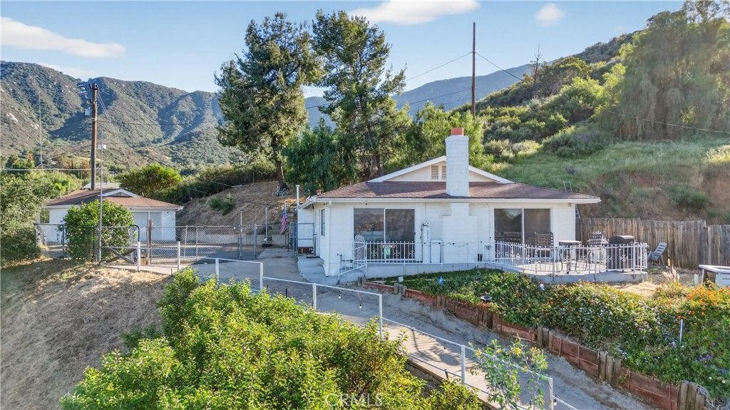 Image 1 of property listing at 33330 Zellar Street, Lake Elsinore, CA 92530