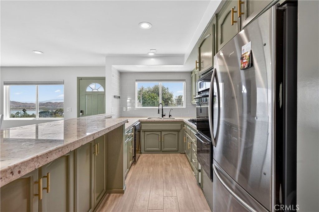 Image 15 of property listing at 33330 Zellar Street, Lake Elsinore, CA 92530