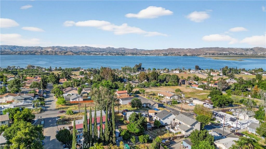Image 35 of property listing at 33330 Zellar Street, Lake Elsinore, CA 92530