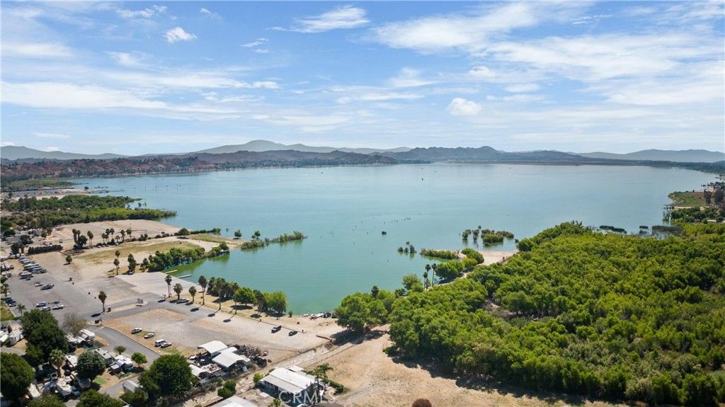 Image 36 of property listing at 33330 Zellar Street, Lake Elsinore, CA 92530