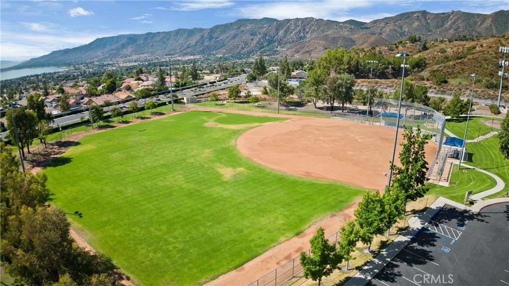 Image 37 of property listing at 33330 Zellar Street, Lake Elsinore, CA 92530