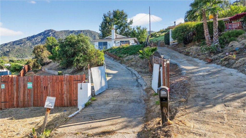 Image 51 of property listing at 33330 Zellar Street, Lake Elsinore, CA 92530