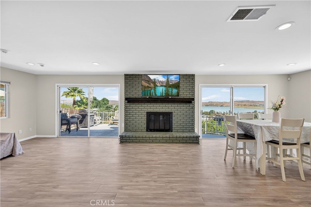 Image 8 of property listing at 33330 Zellar Street, Lake Elsinore, CA 92530