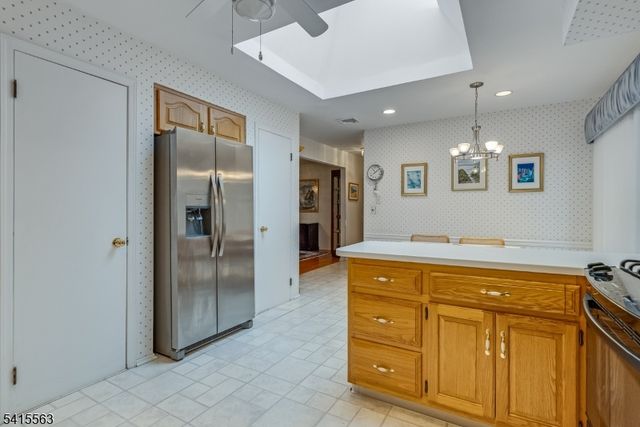 11 Wood Dr, Parsippany-troy Hills Twp., NJ 07950