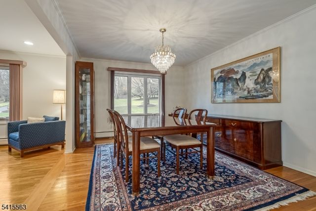 11 Wood Dr, Parsippany-troy Hills Twp., NJ 07950