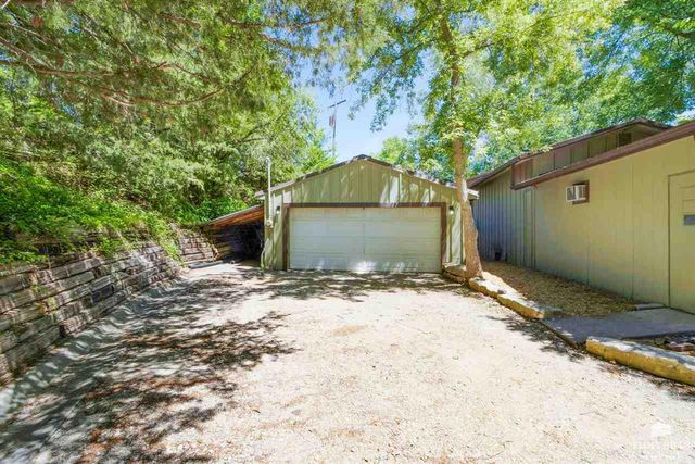 4622 Freeman Road, Manhattan, KS 66503