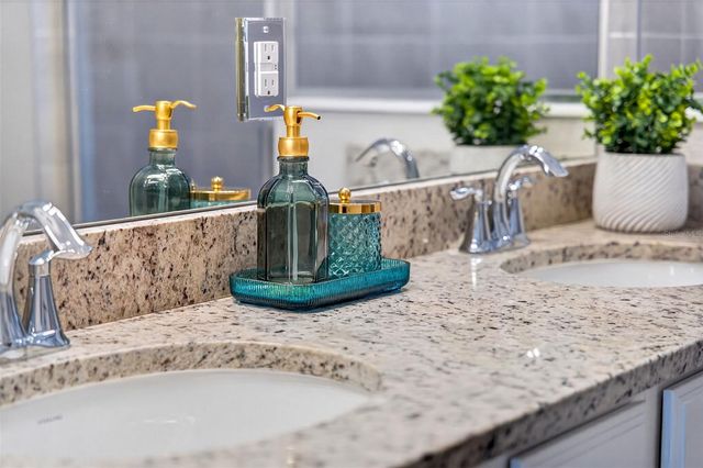 10185 COLUBRINA DRIVE, Venice, FL 34293