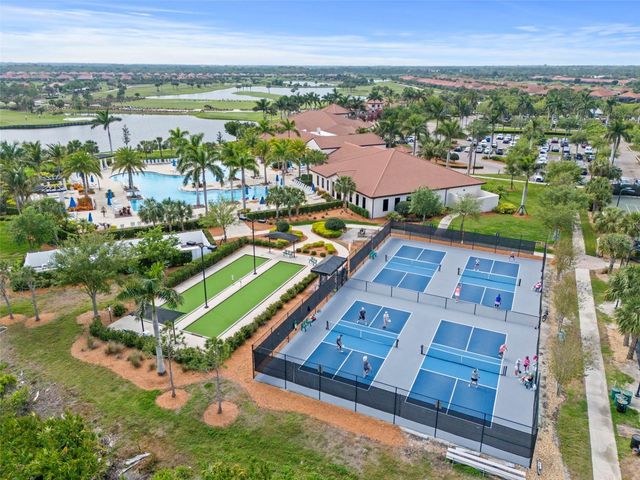 10185 COLUBRINA DRIVE, Venice, FL 34293