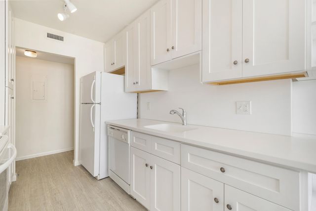 1801 S Flagler Drive 1105, West Palm Beach, FL 33401