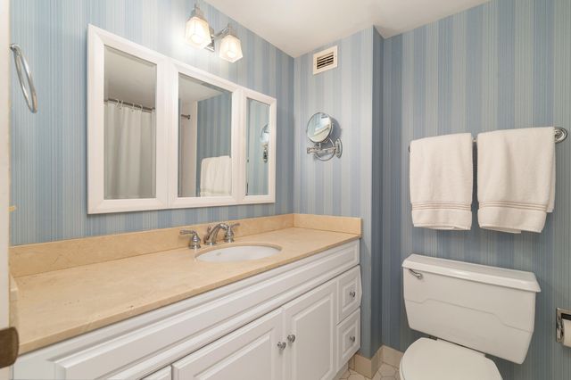 1801 S Flagler Drive 1105, West Palm Beach, FL 33401