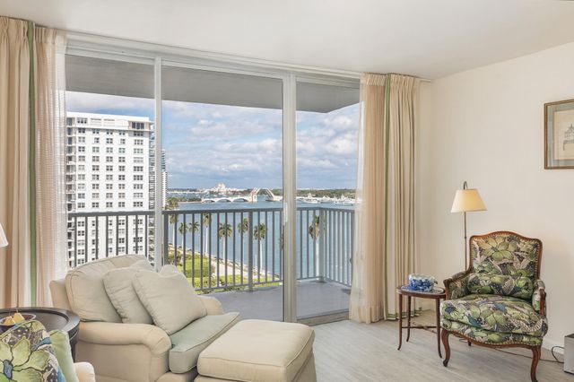 1801 S Flagler Drive 1105, West Palm Beach, FL 33401