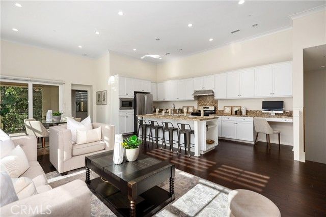 86 Mayfair, Irvine, CA 92620