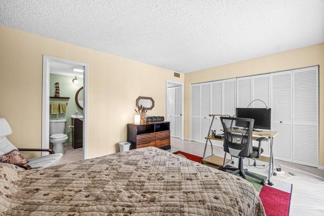 68 Suffolk B 68, Boca Raton, FL 33434