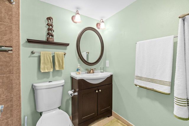 68 Suffolk B 68, Boca Raton, FL 33434