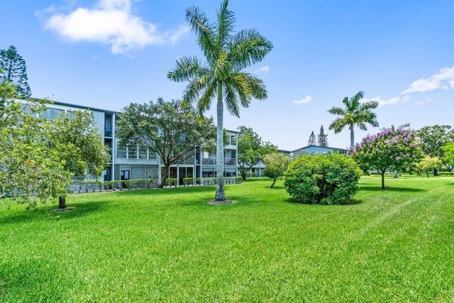 68 Suffolk B 68, Boca Raton, FL 33434