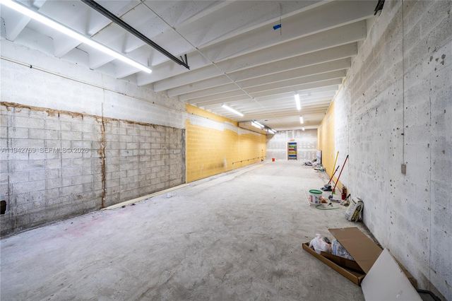 1830 NW 20th St, Miami, FL 33142