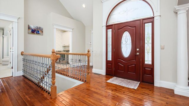 3425 Regans Way, Zanesville, OH 43701