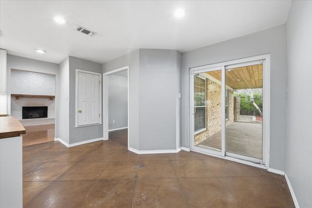 6917 Wilton Drive, Fort Worth, TX 76133