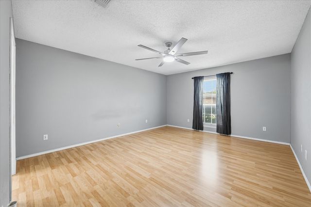 6917 Wilton Drive, Fort Worth, TX 76133