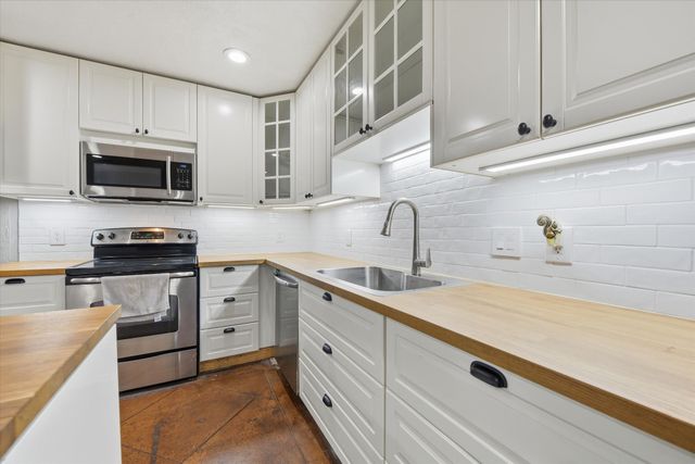 6917 Wilton Drive, Fort Worth, TX 76133