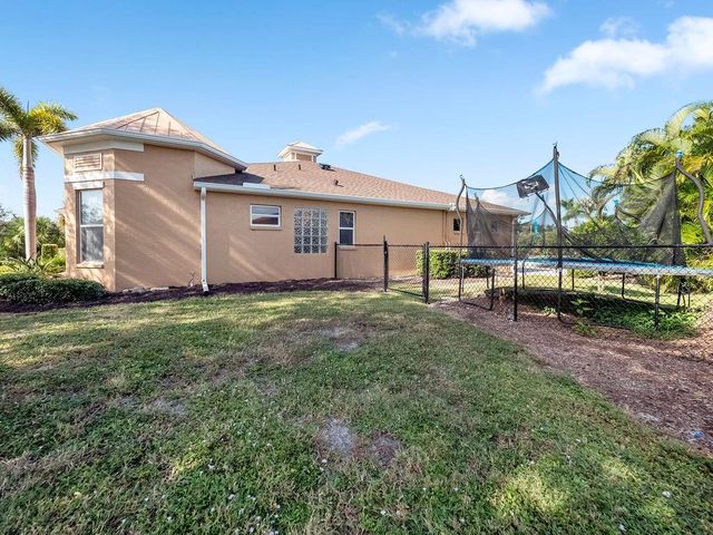 2251 CONSTITUTION BOULEVARD, Sarasota, FL 34231