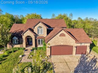 185 Columbia Drive, South Lyon, MI 48178