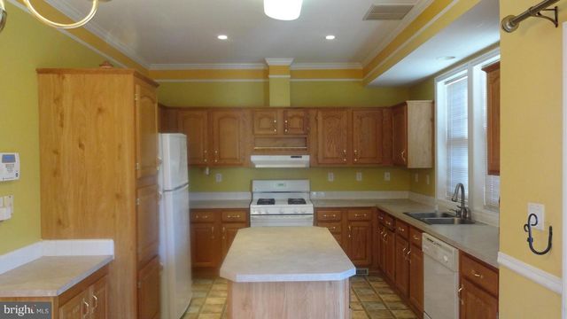 7532 COVE POINT WAY, Elkridge, MD 21075