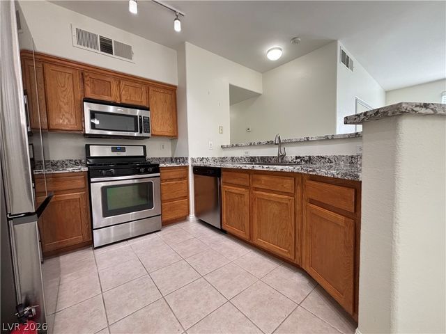 50 Aura De Blanco Street 13102, Henderson, NV 89074